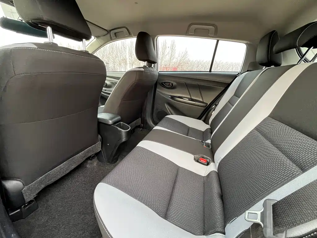 TOYOTA YARIS L ZHIXUAN