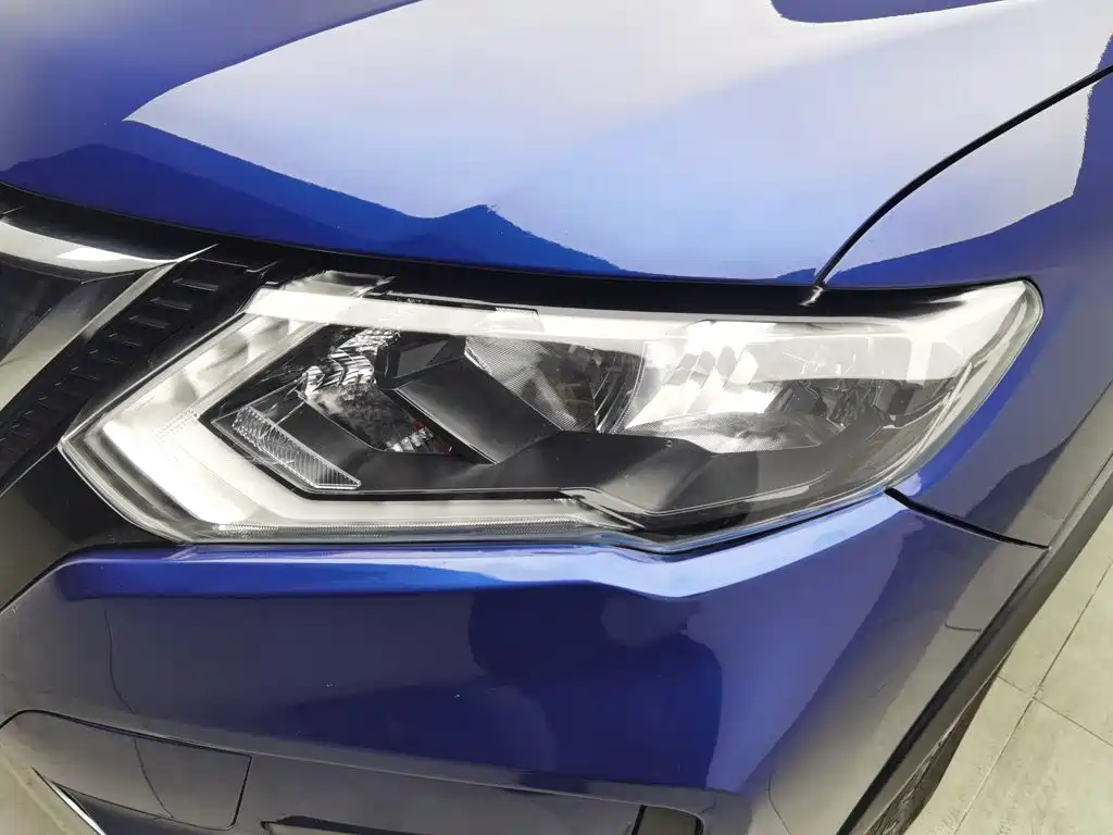 Nissan X-Trail — миниатюра 7