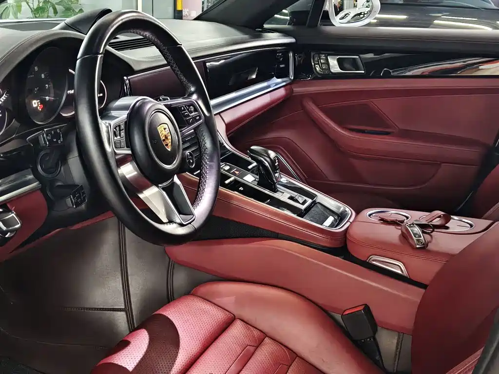 Porsche Panamera — миниатюра 11