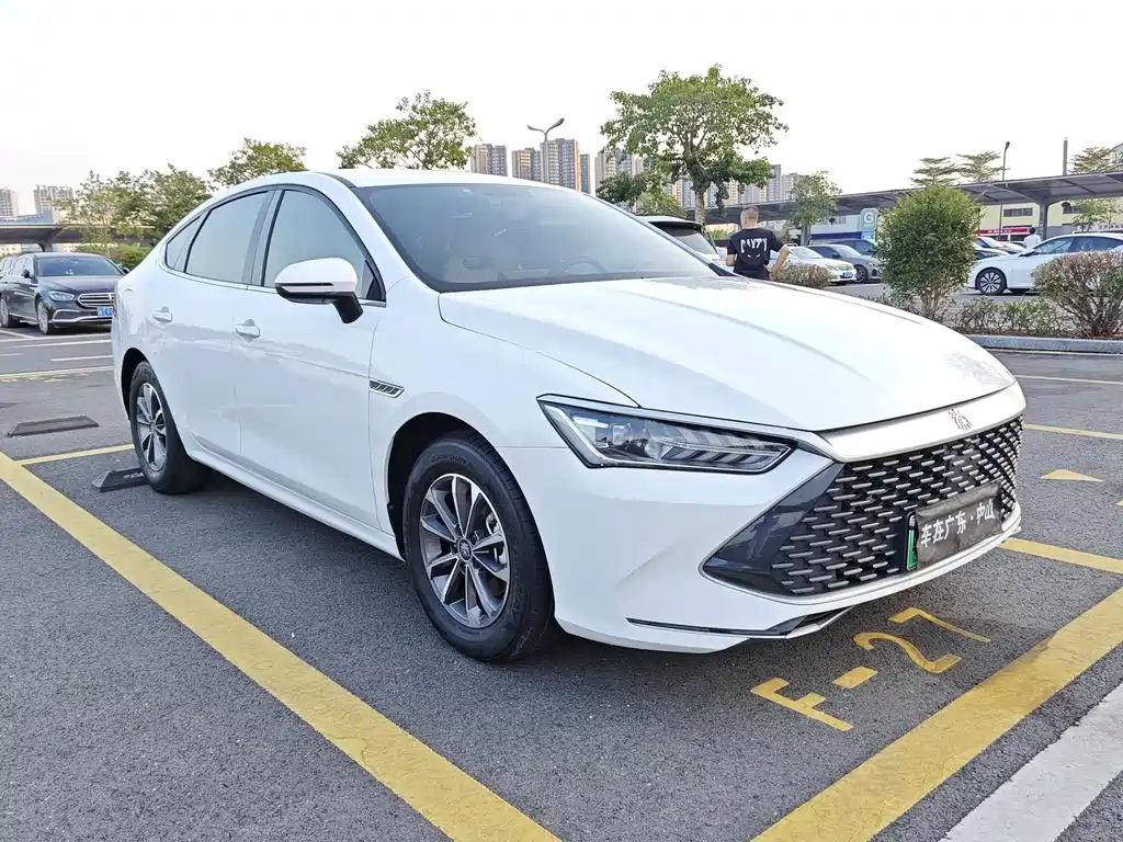 BYD Qin PLUS — миниатюра 3