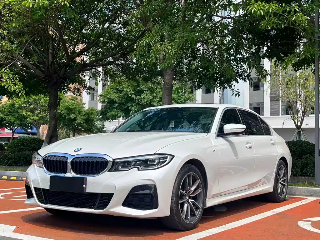 BMW 3 Series 2021