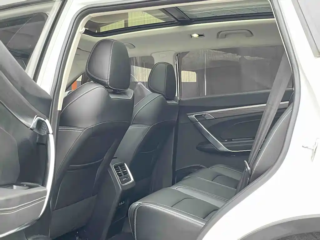 GEELY AUTOMOBILE BOYUE