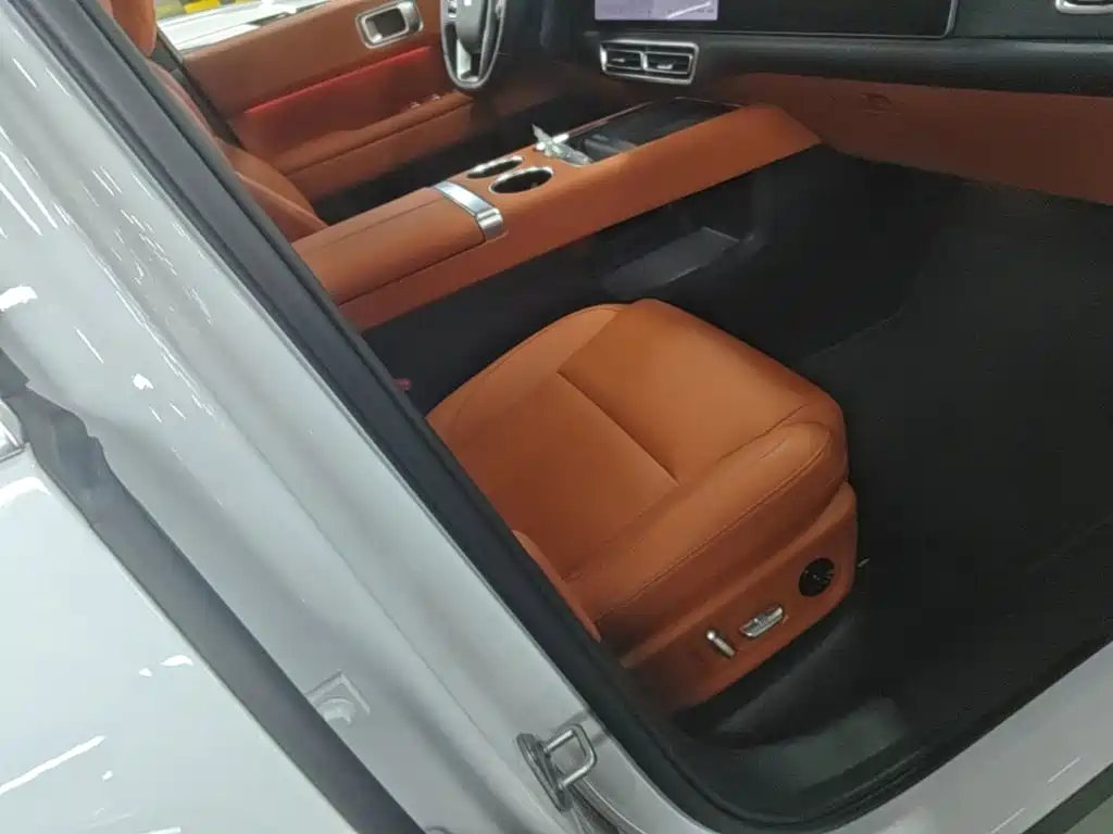 Li Auto Li L6 — миниатюра 25