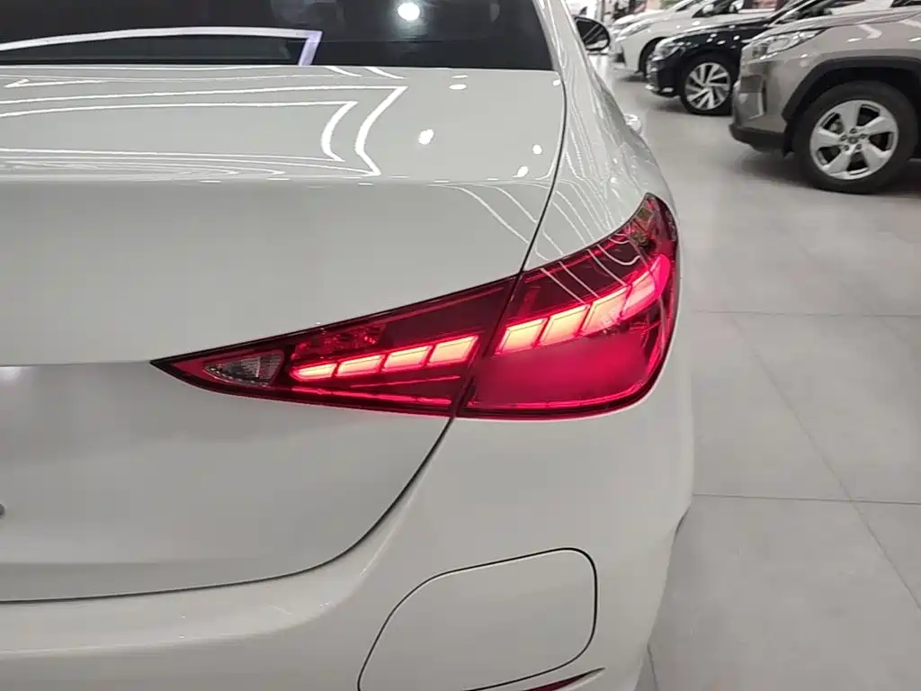 Mercedes-Benz C-Class New Energy — миниатюра 8