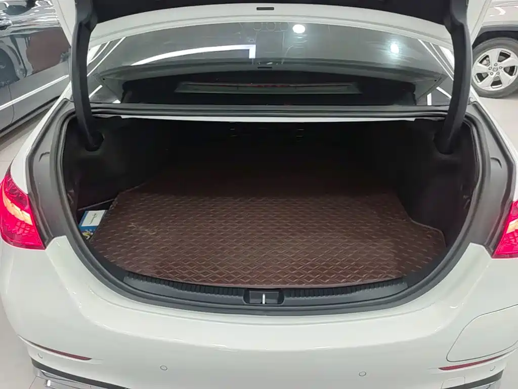 Mercedes-Benz C-Class New Energy — миниатюра 19