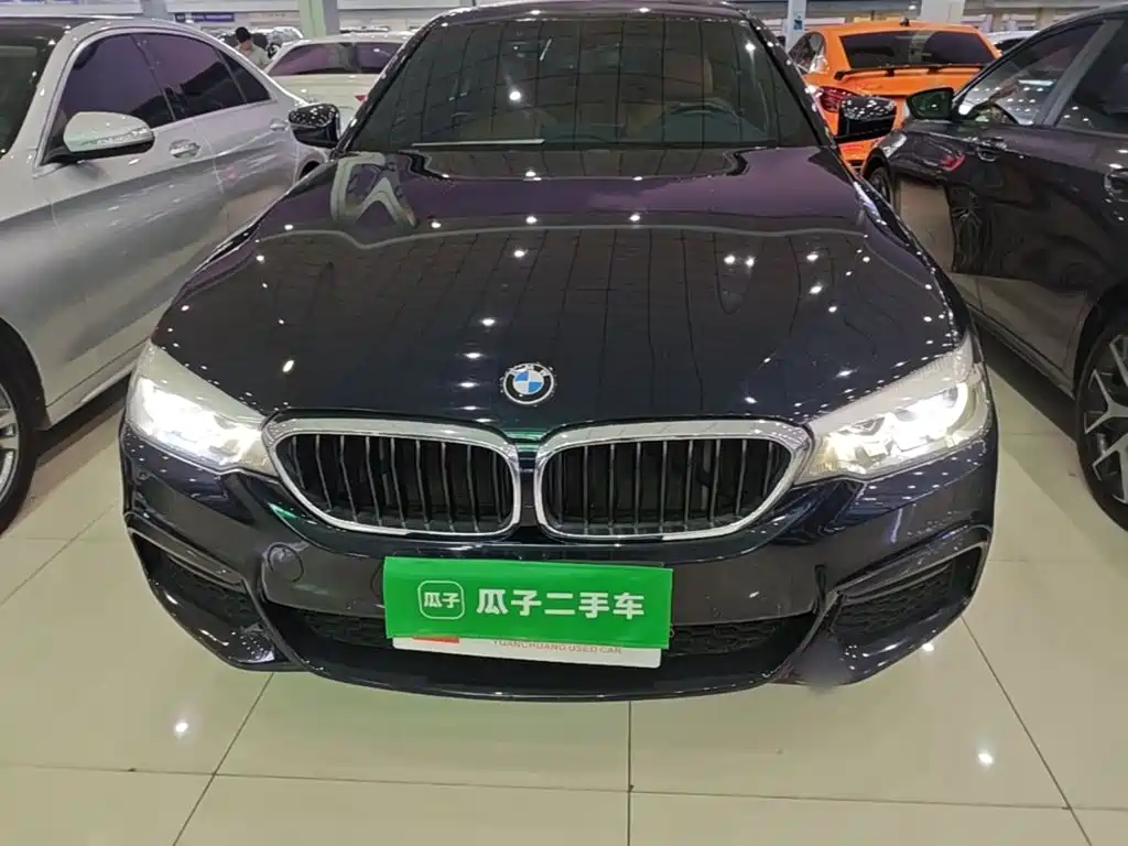 BMW 5 Series — миниатюра 3