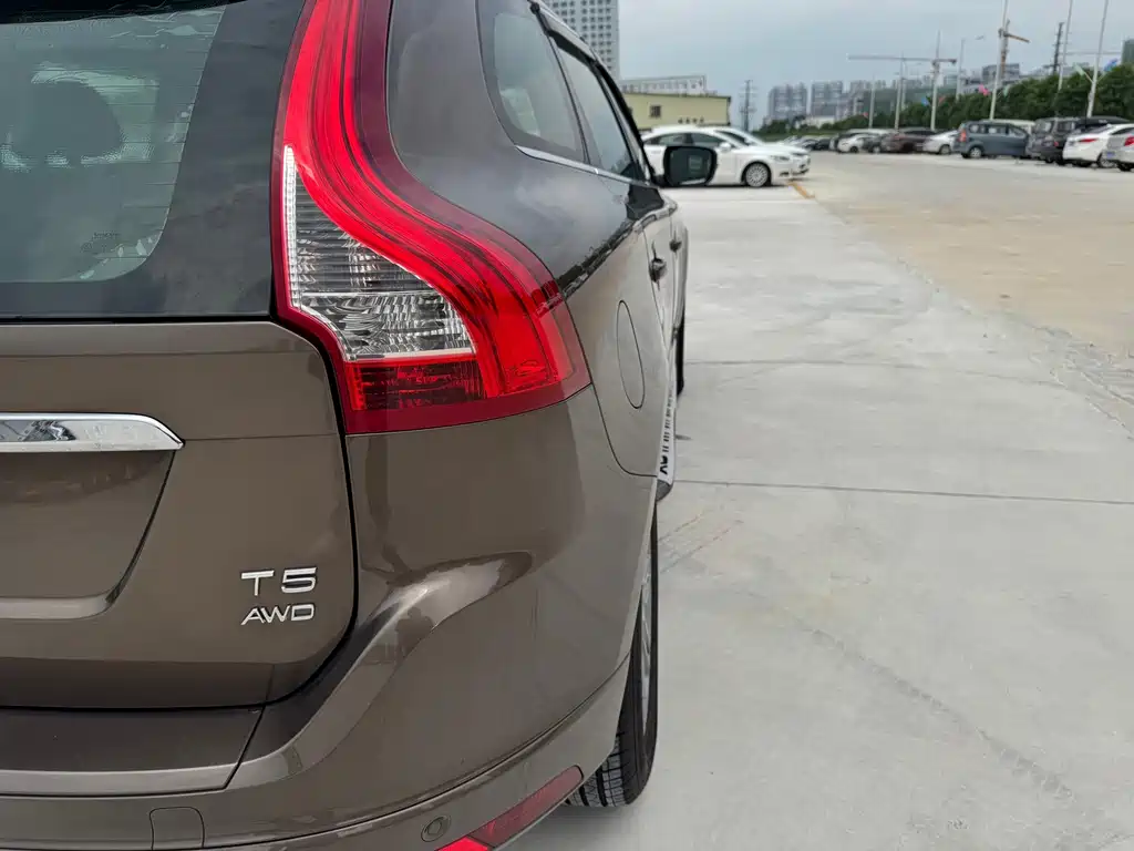 Volvo XC60 — миниатюра 16