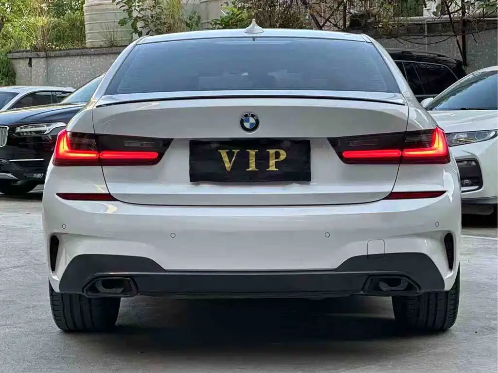 BMW 3 Series — миниатюра 8