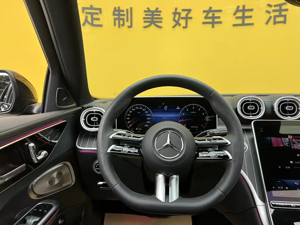 Mercedes-Benz C-Class — миниатюра 26