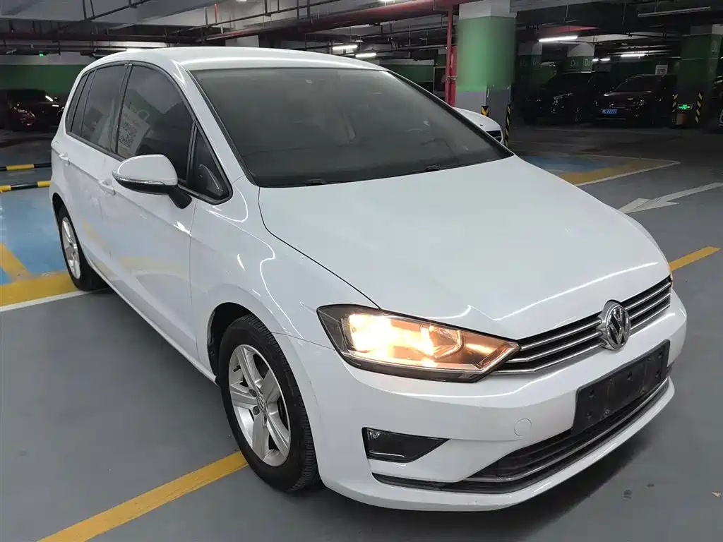 VOLKSWAGEN GOLF*JIAYU