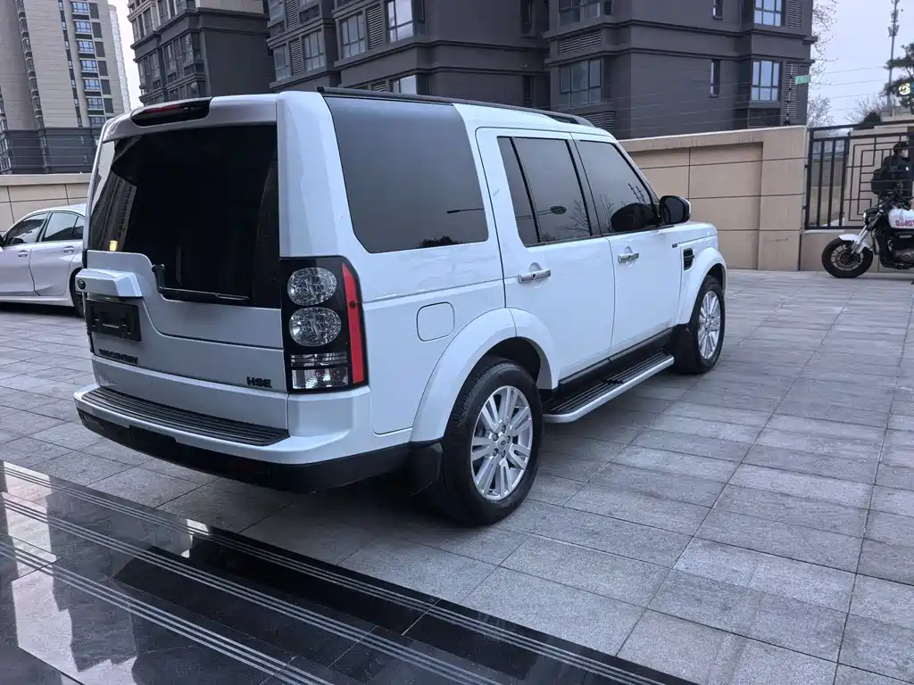 Land Rover Discovery 3.0 SC V6 HSE, фото 4
