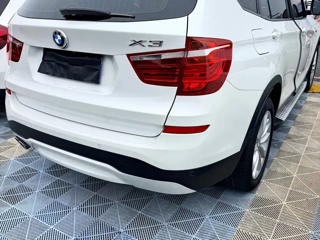 BMW X3 (Import) — миниатюра 10