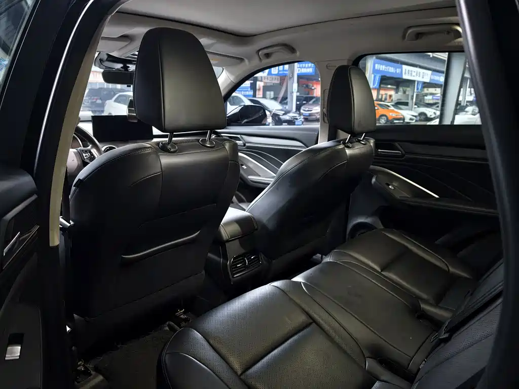 WEI PAI WEI BRAND VV6