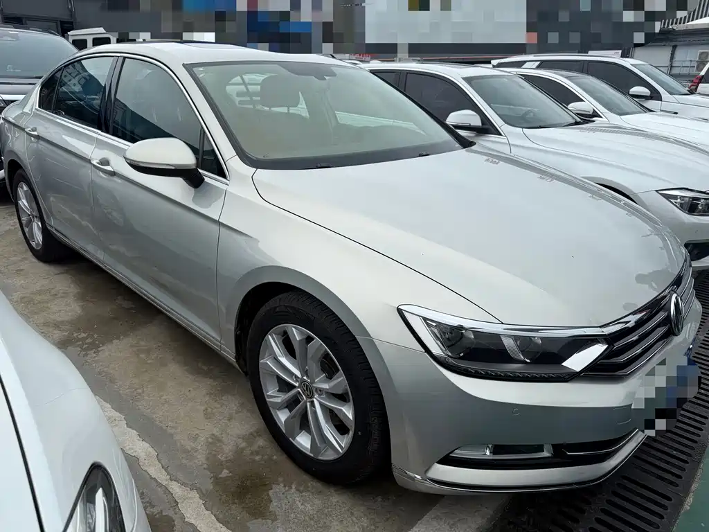 Volkswagen Magotan — миниатюра 2
