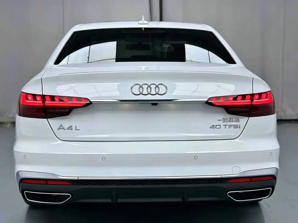 Audi A4L — миниатюра 11