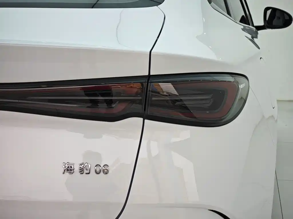 BYD SEAL 06 NEW ENERGY