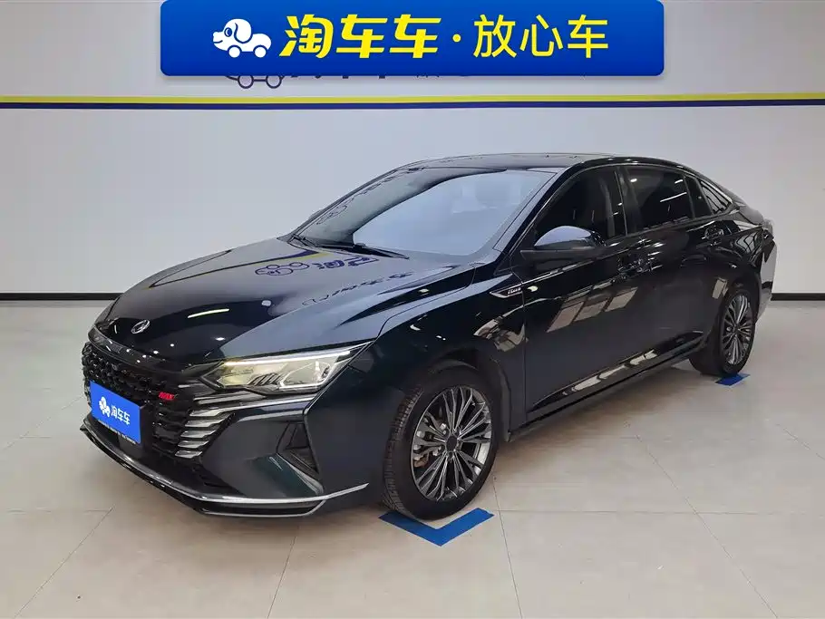 DONGFENG YI HYUN MAX