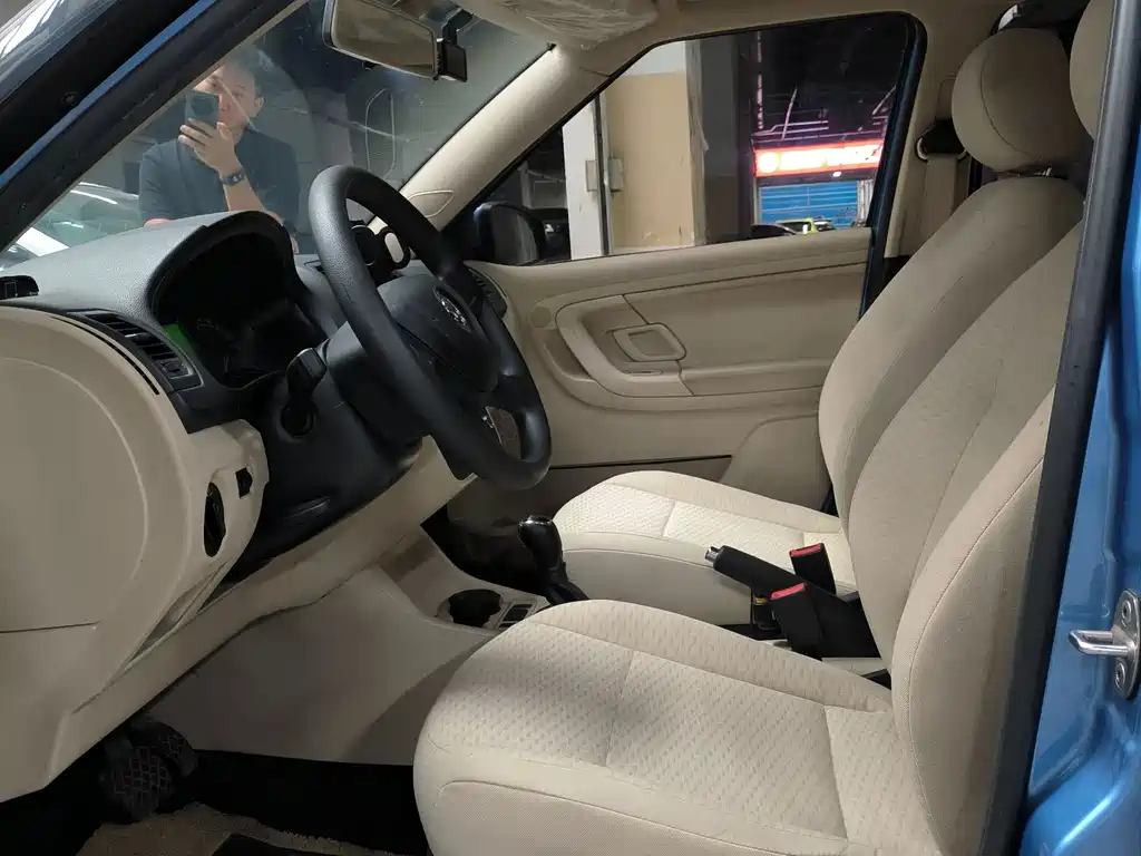 Skoda Fabia — миниатюра 8