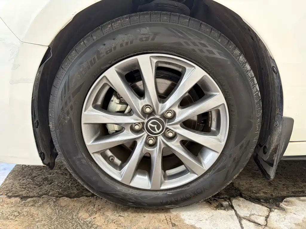 Mazda 3 Axela — миниатюра 22
