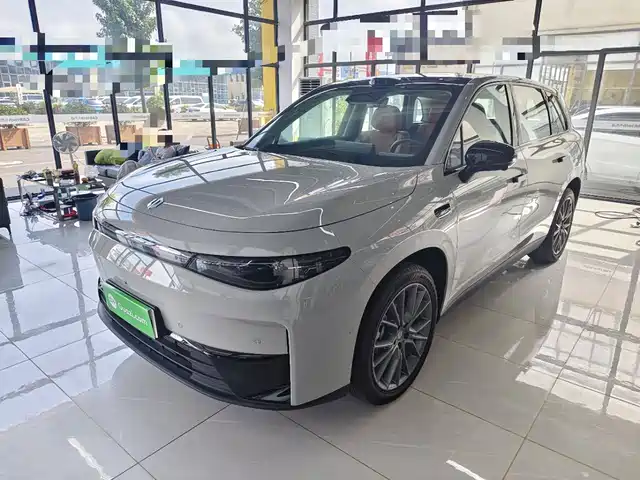 2025 Leapmotor C10