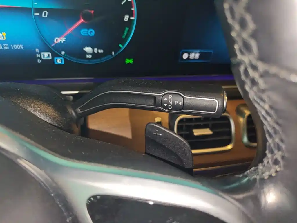 Mercedes-Benz GLE New Energy — миниатюра 14