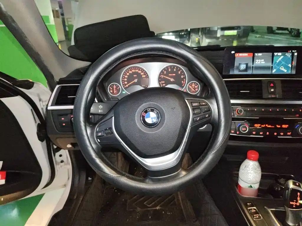 BMW 3 Series — миниатюра 11