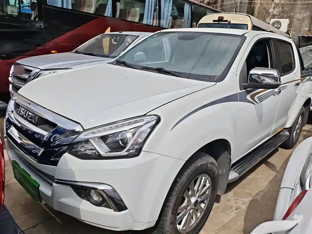 Isuzu D-MAX 2021