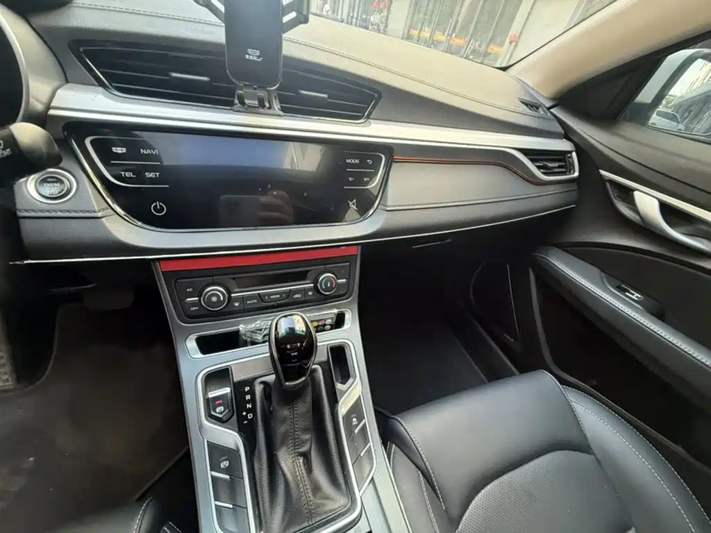 Geely Emgrand - фото 6