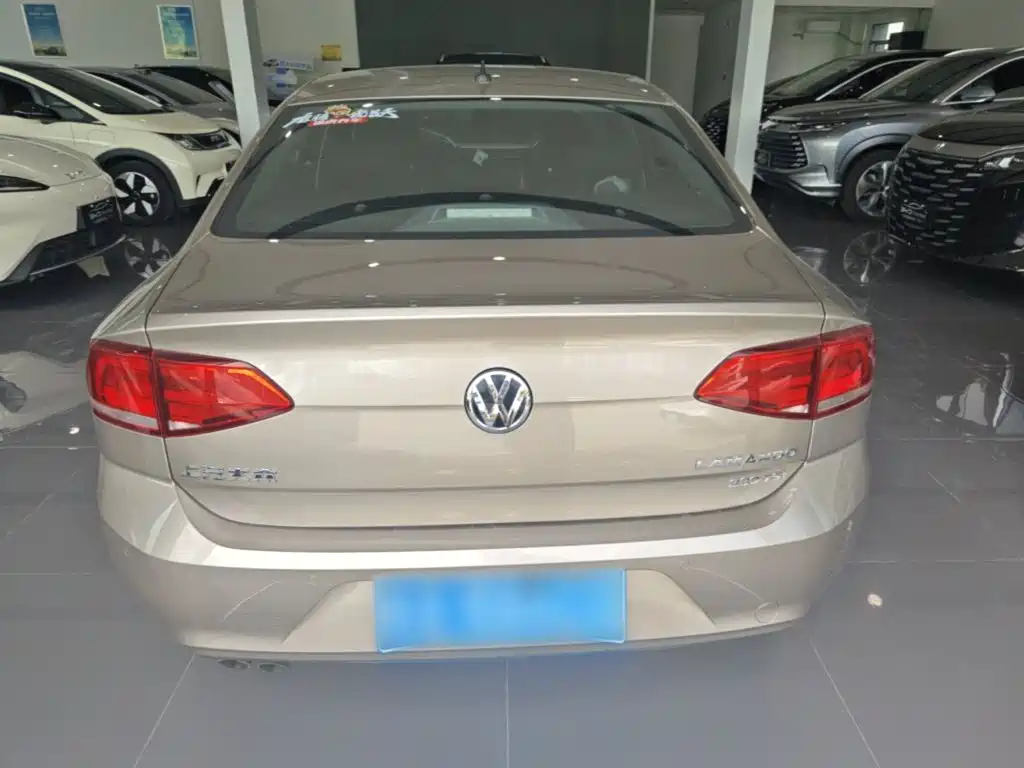Volkswagen Lamando — миниатюра 6