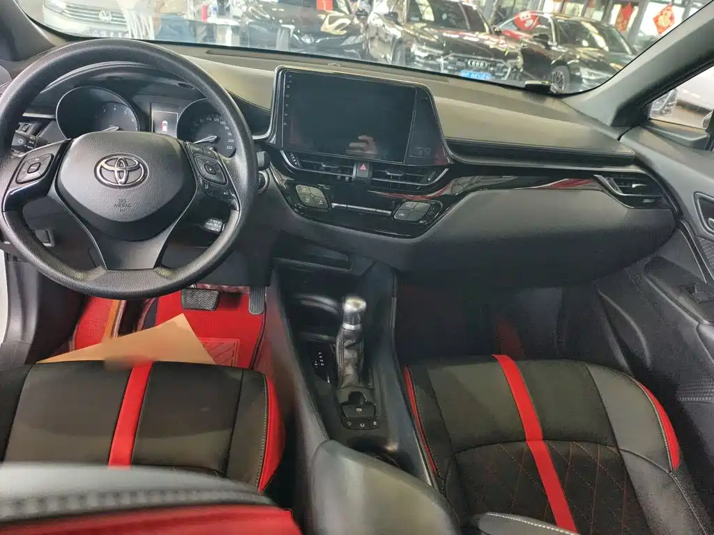 Toyota C-HR — миниатюра 10
