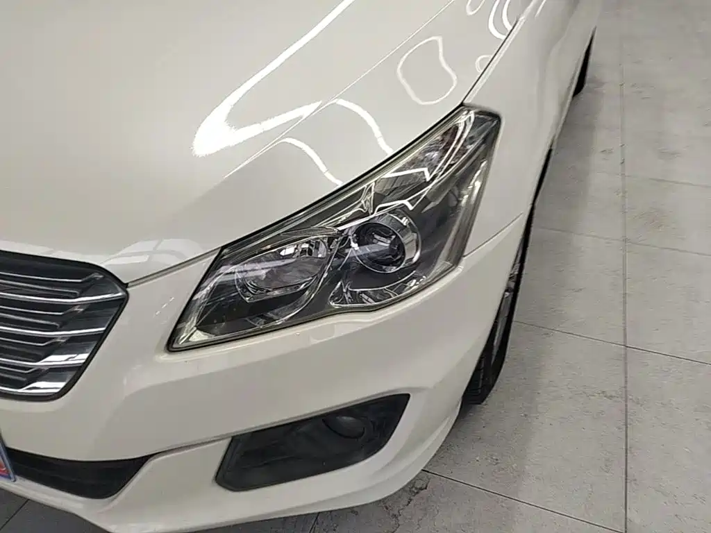 Suzuki Alivio — миниатюра 24