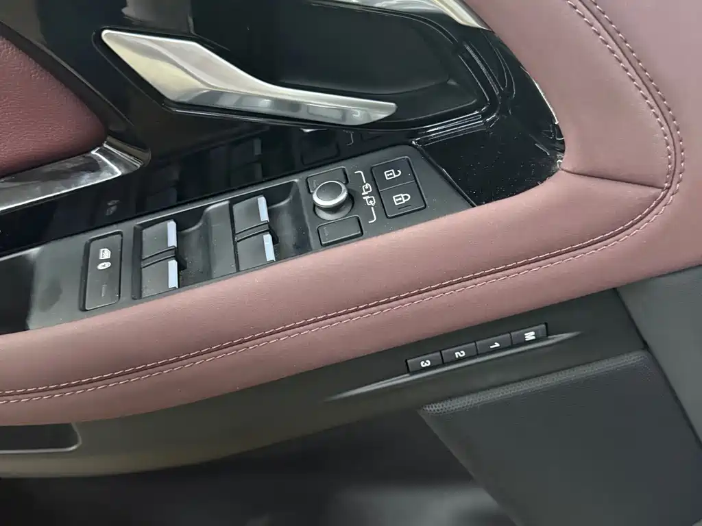 Land Rover Range Rover Evoque 2023 L 249PS Luxury