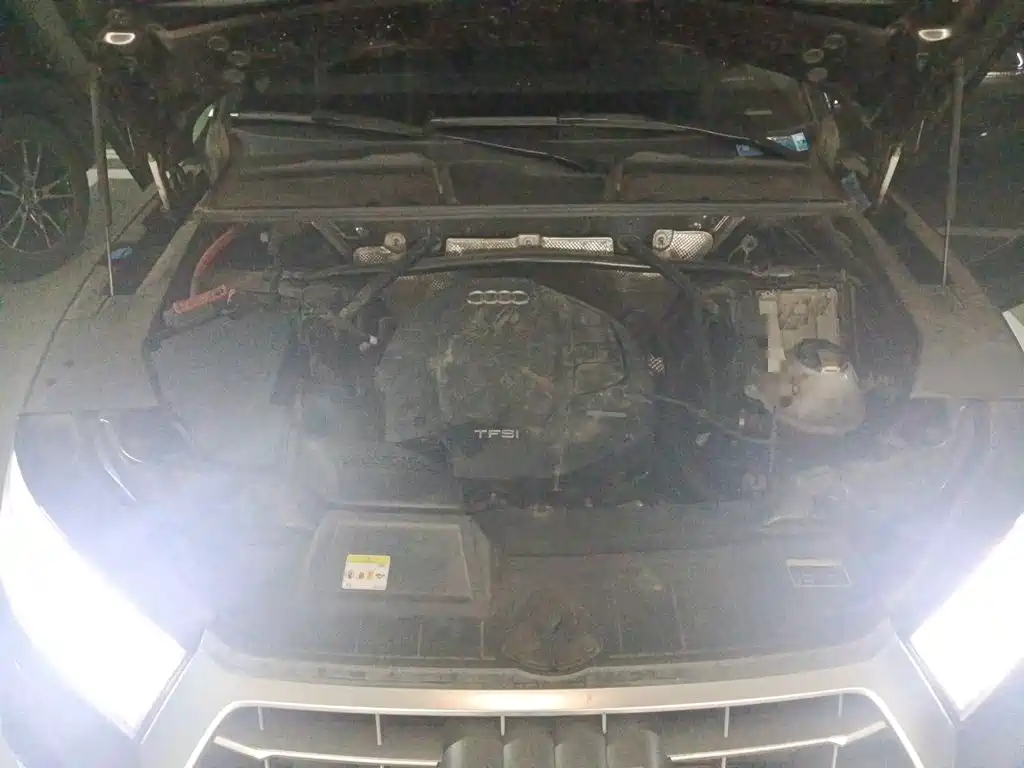 Audi Q5L — миниатюра 21