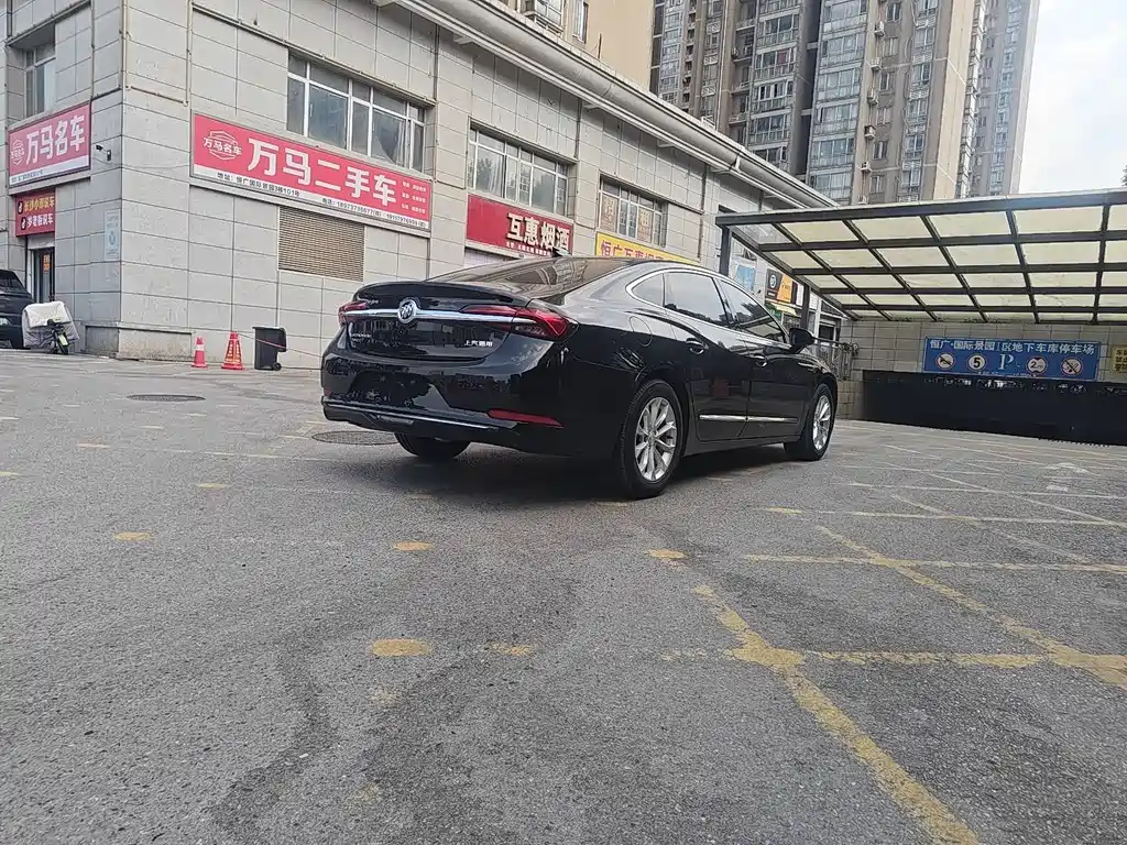 Buick LaCrosse — миниатюра 10