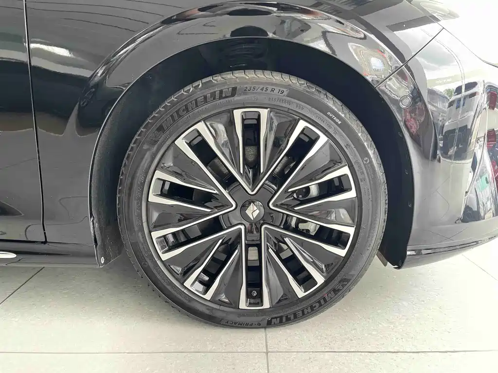 Baojun Xiangjing — миниатюра 19