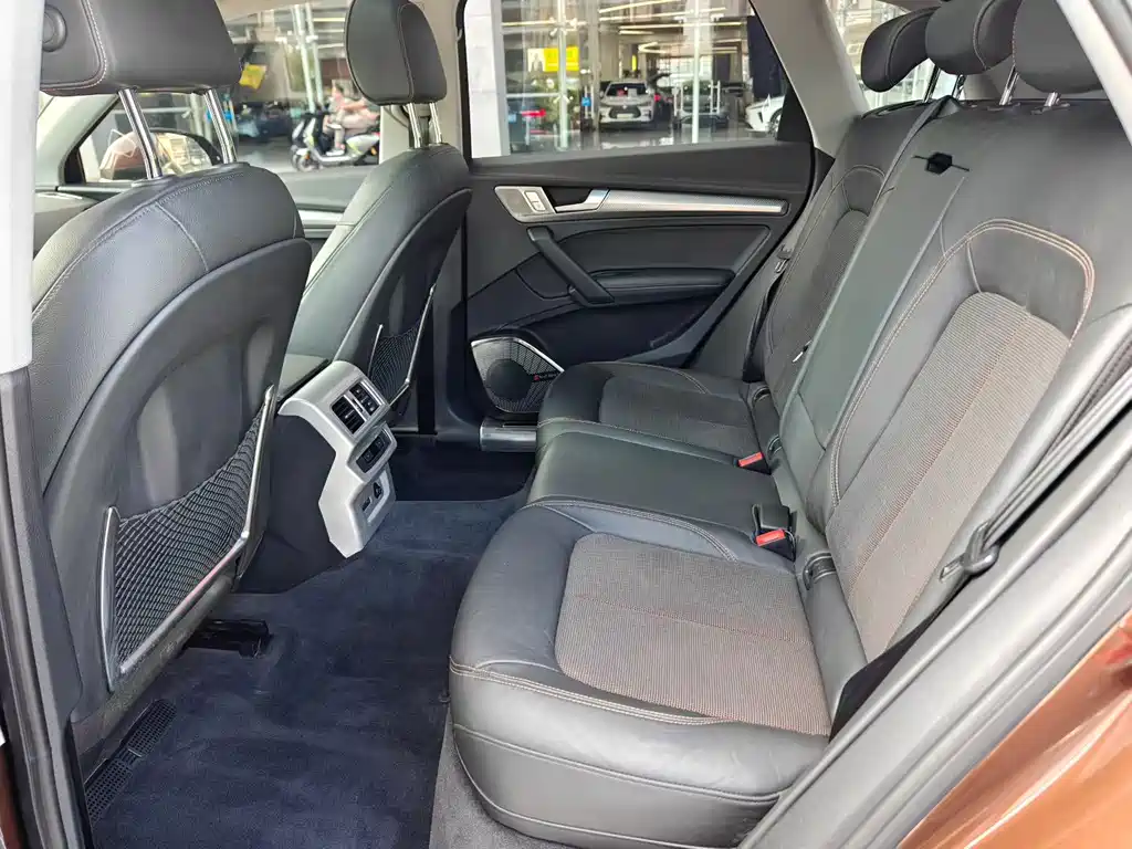 Audi Q5L — миниатюра 7