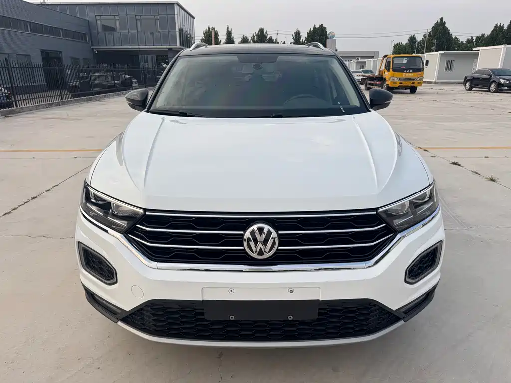 Volkswagen T-Roc — миниатюра 2