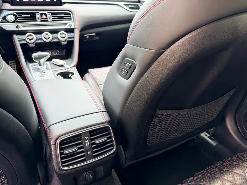 Genesis G70 — миниатюра 19