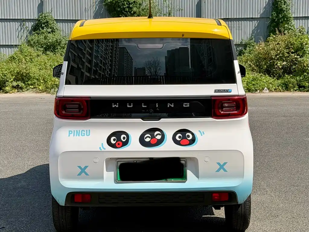 Wuling MINIEV — миниатюра 5