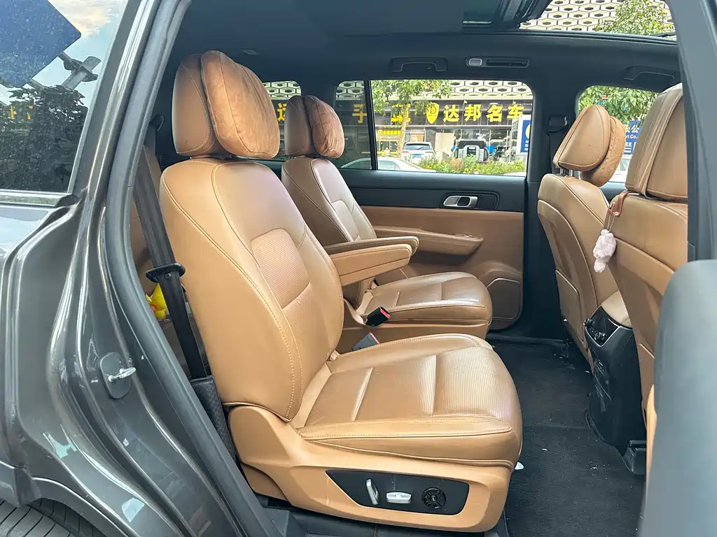 Li Auto Li ONE — миниатюра 16
