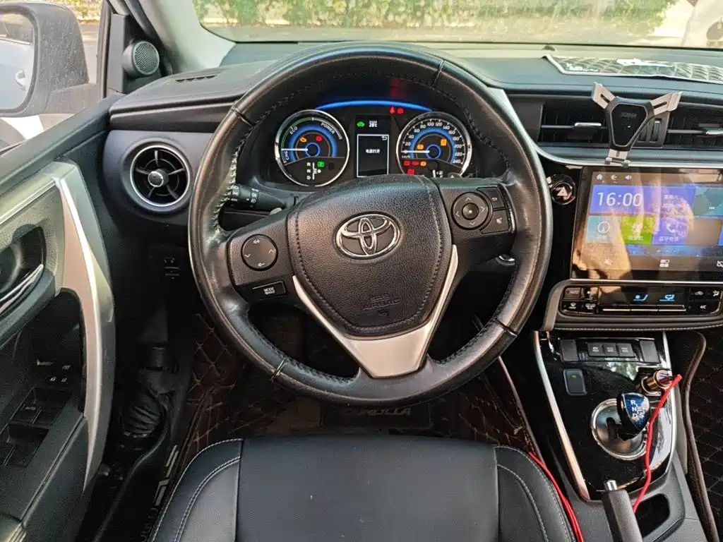 Toyota Corolla — миниатюра 6