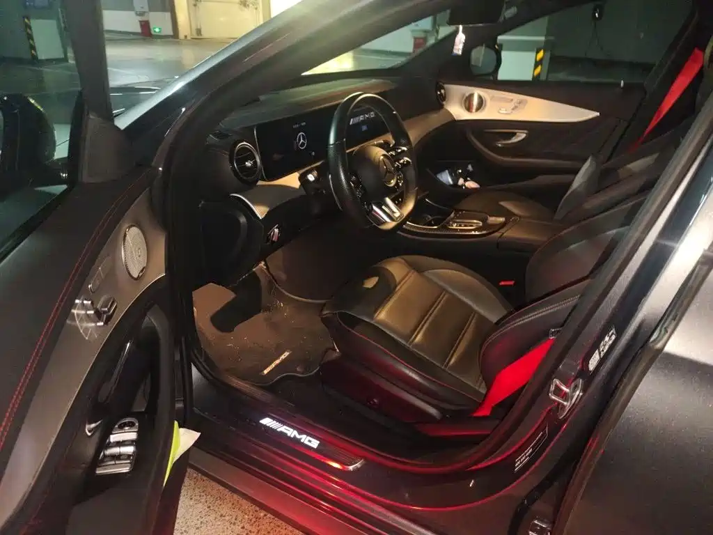 Mercedes-Benz E-Class AMG — миниатюра 17