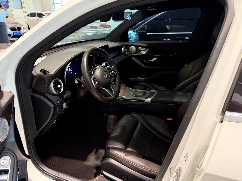 Mercedes-Benz GLC — миниатюра 4