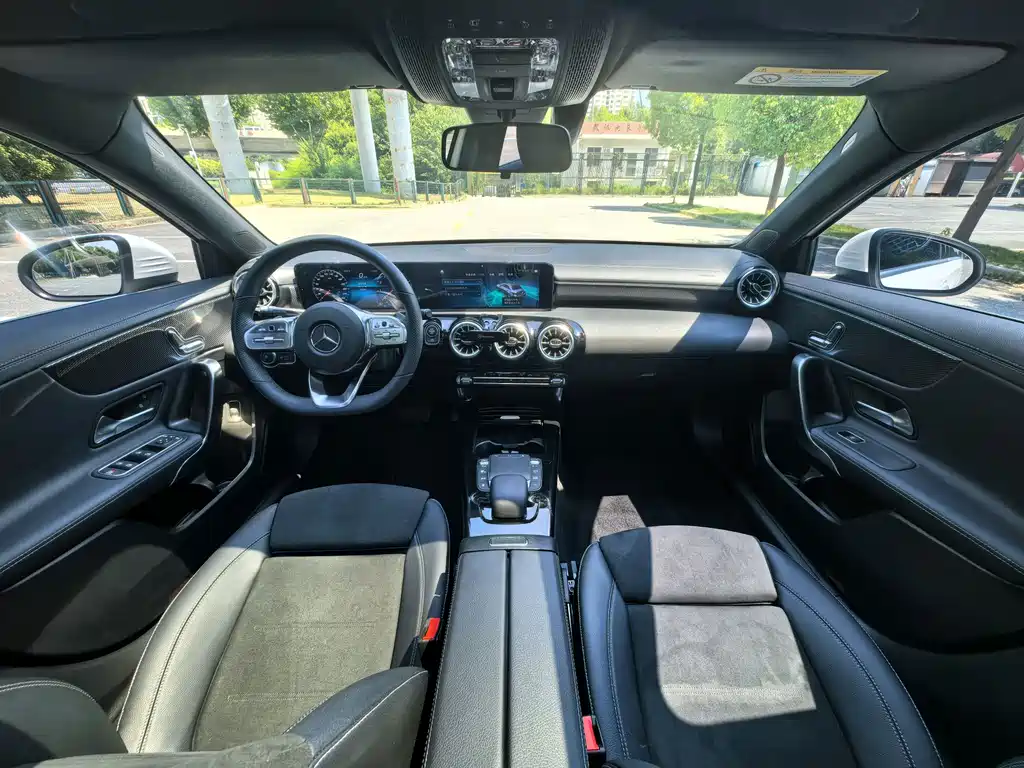 Mercedes-Benz A-Class — миниатюра 4