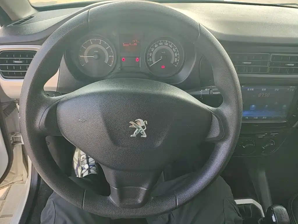Peugeot 301 — миниатюра 11