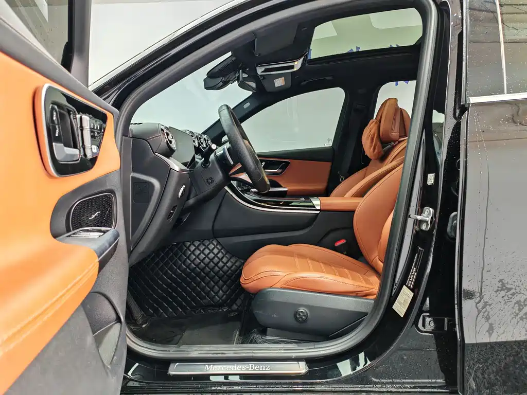Mercedes-Benz GLC — миниатюра 11