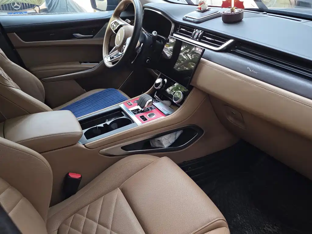 Jaguar F-PACE — миниатюра 6