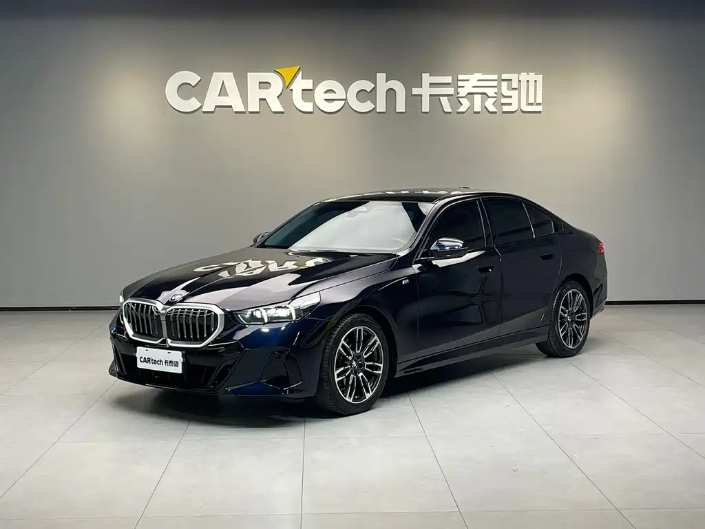 BMW 5 Series (Import) 2024