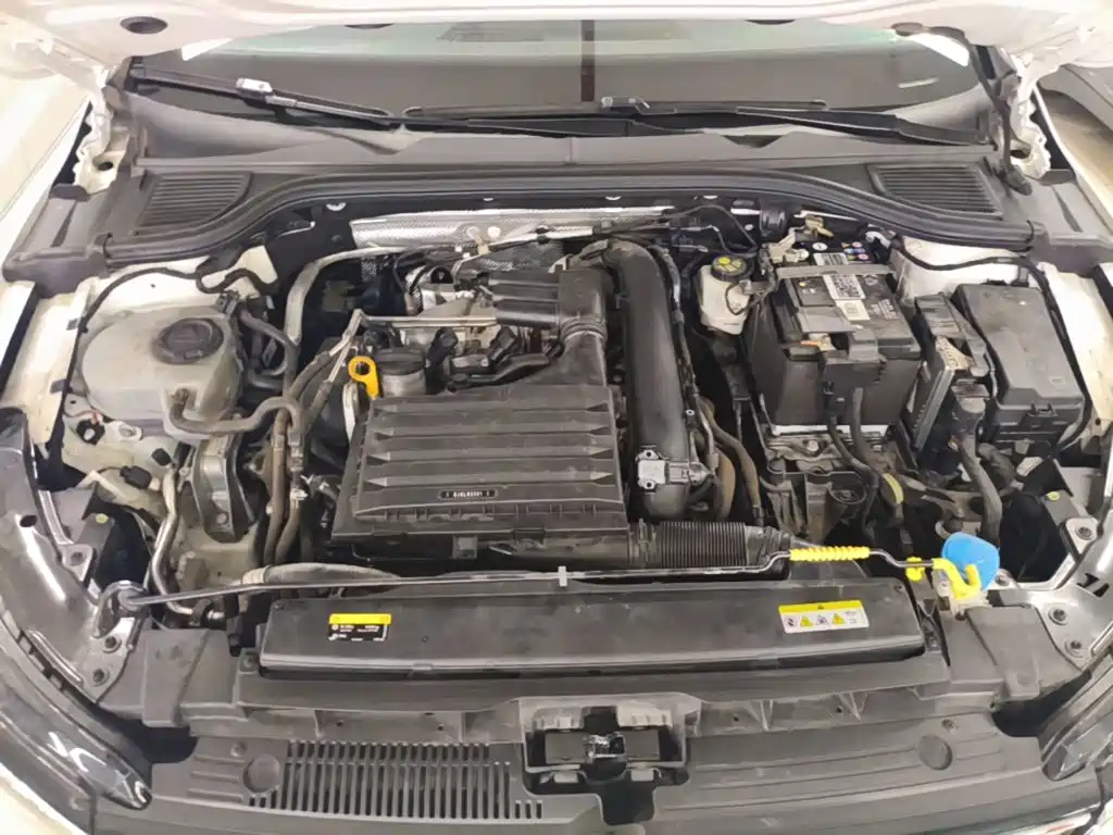 Volkswagen Golf — миниатюра 20