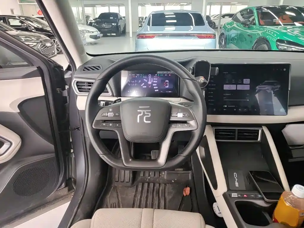 BYD Yuan UP — миниатюра 11